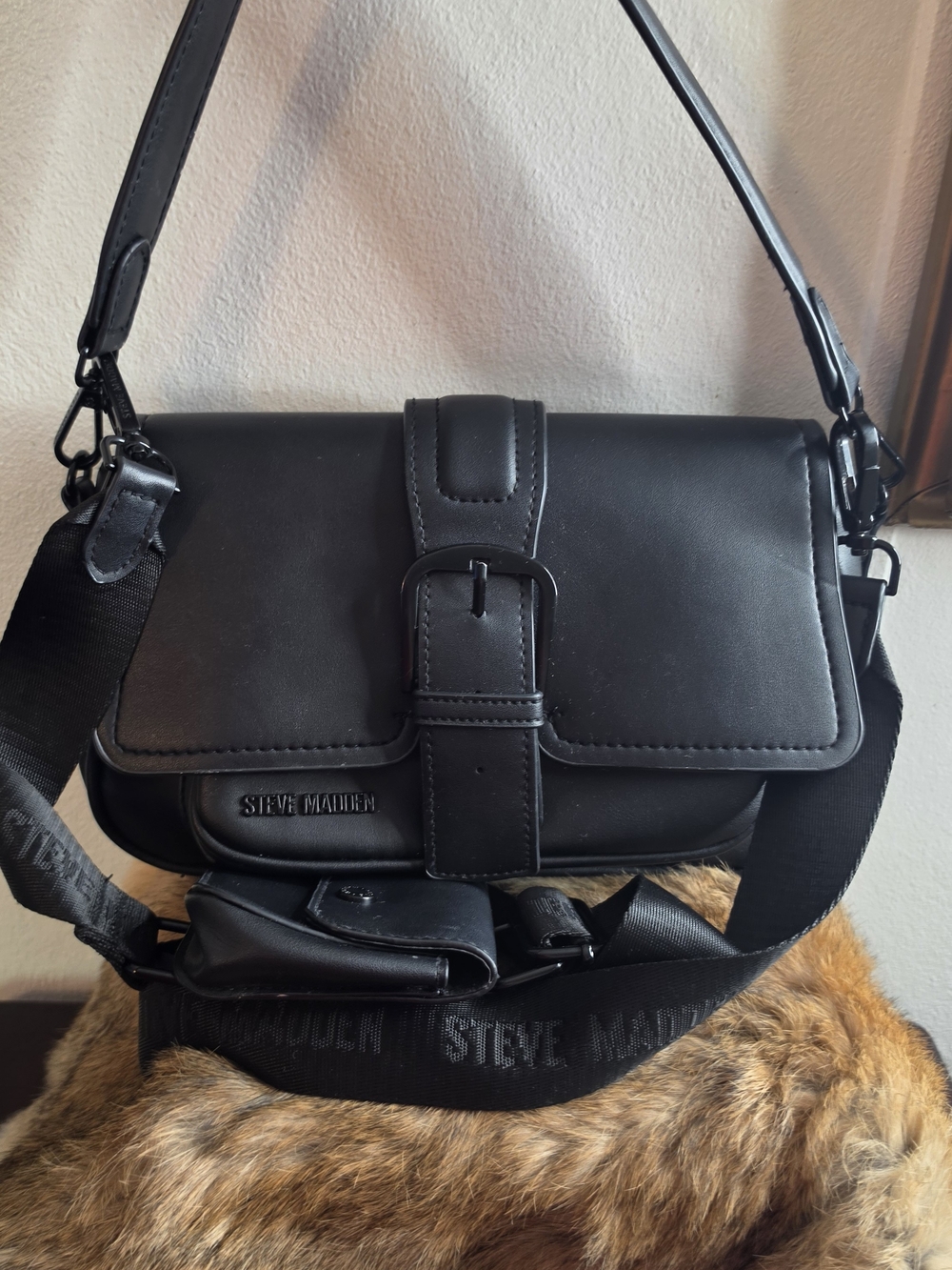 Steve Madden Black Leather Crossbody Bag - Picture 2 of 11